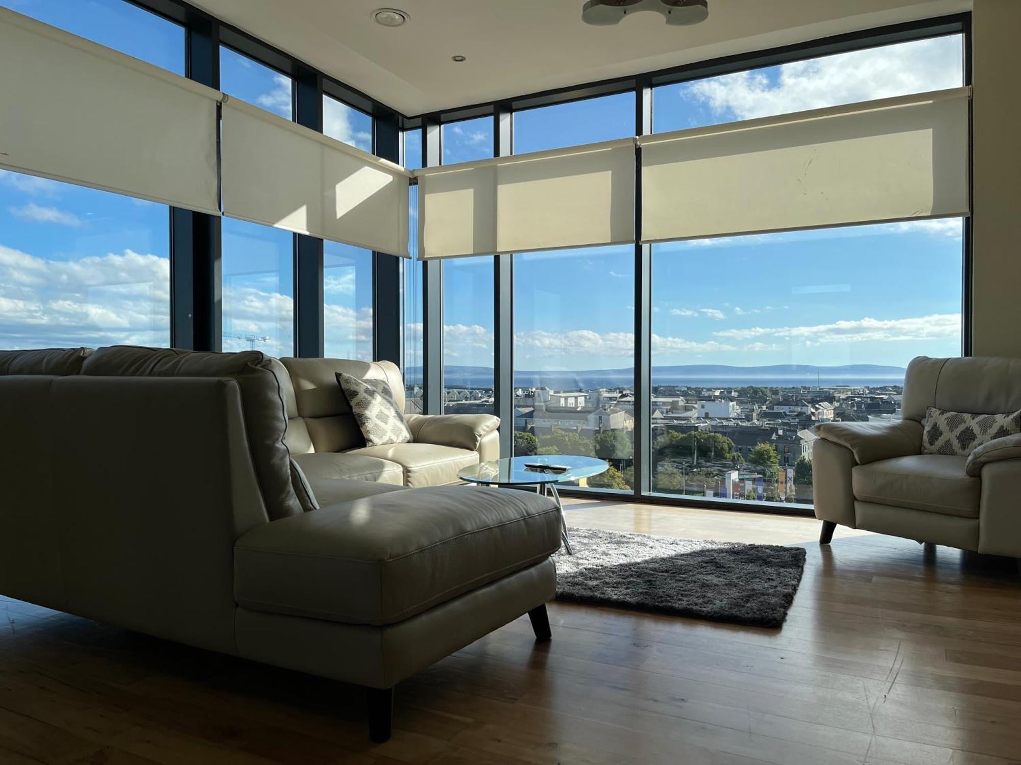 The Western Citypoint Apartments Galway Bagian luar foto