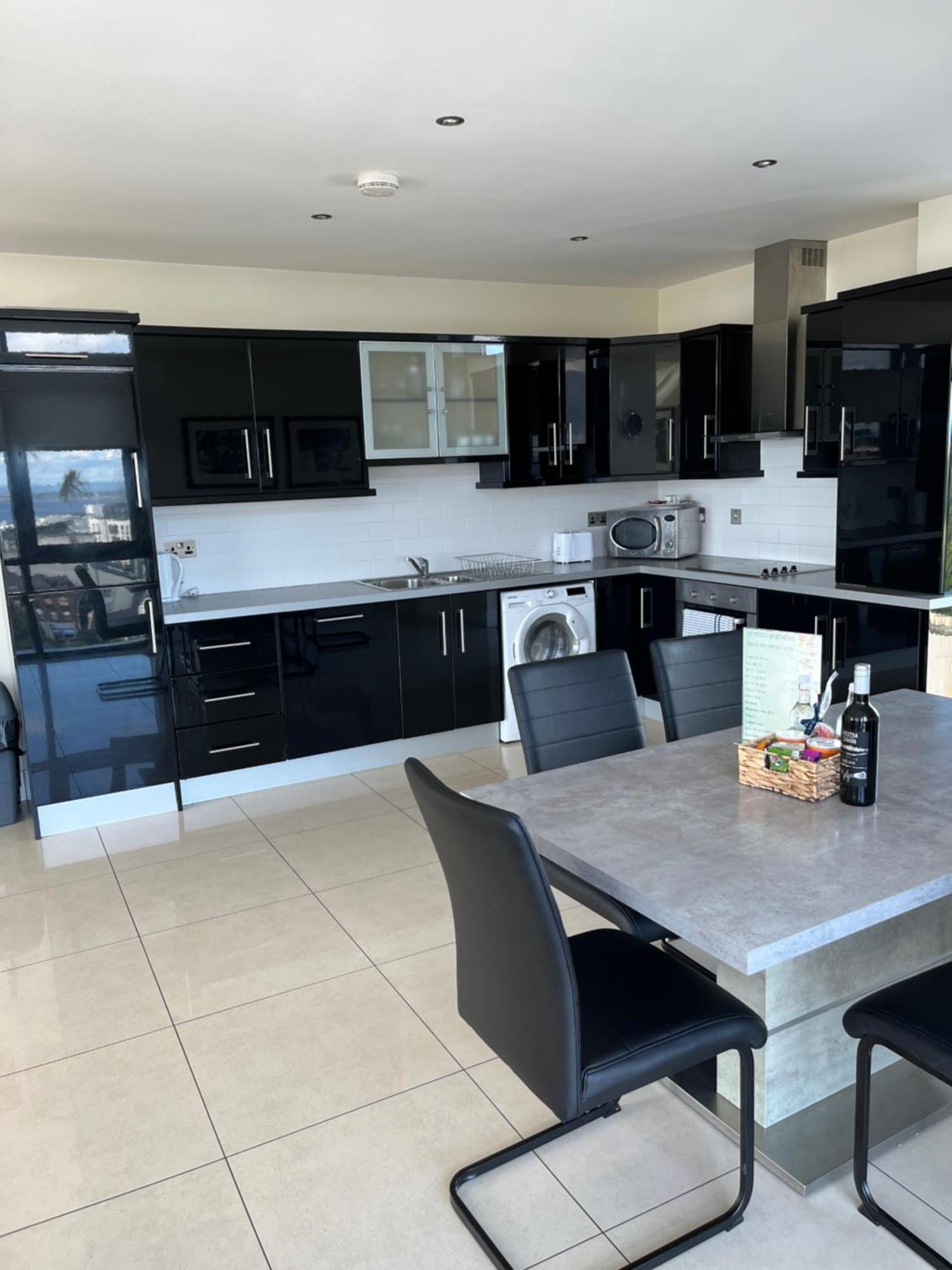 The Western Citypoint Apartments Galway Bagian luar foto