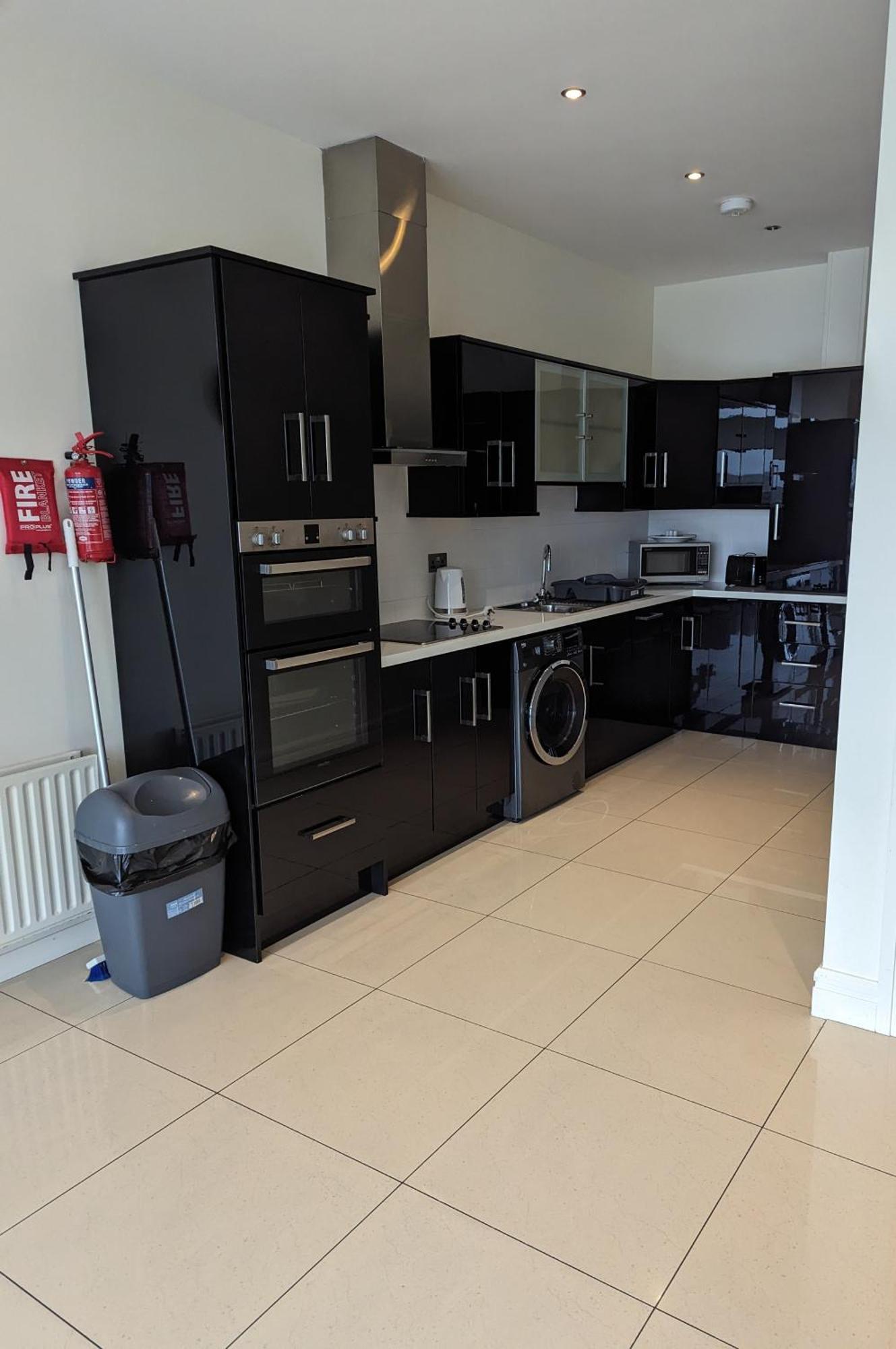 The Western Citypoint Apartments Galway Bagian luar foto