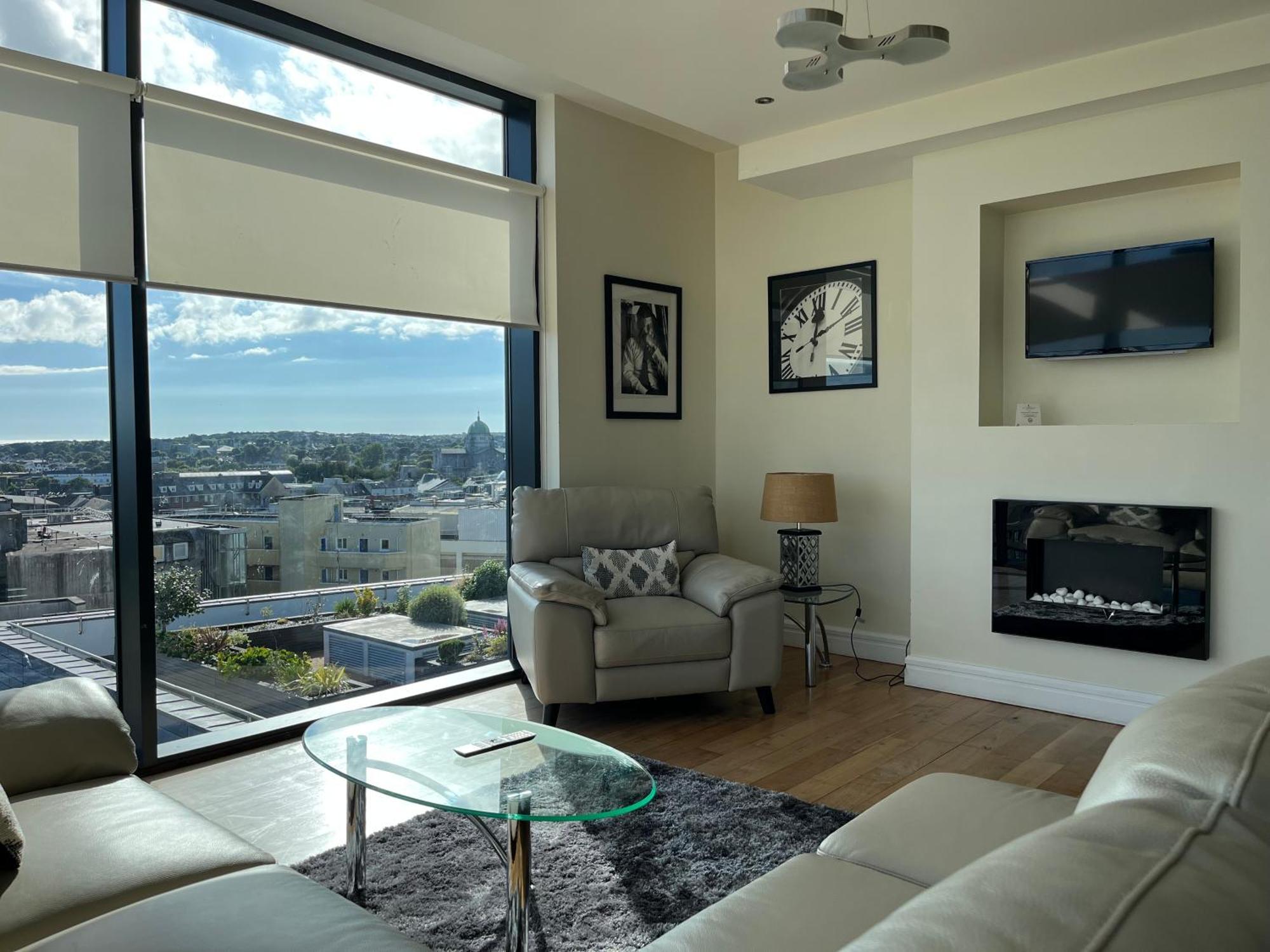 The Western Citypoint Apartments Galway Bagian luar foto
