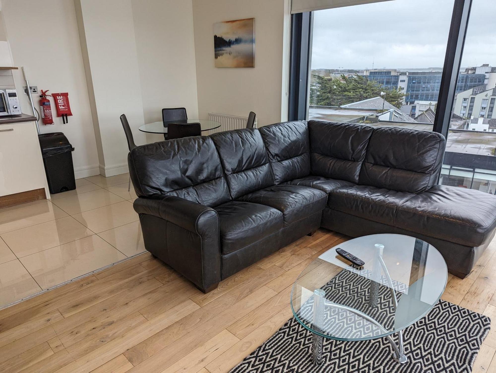 The Western Citypoint Apartments Galway Bagian luar foto