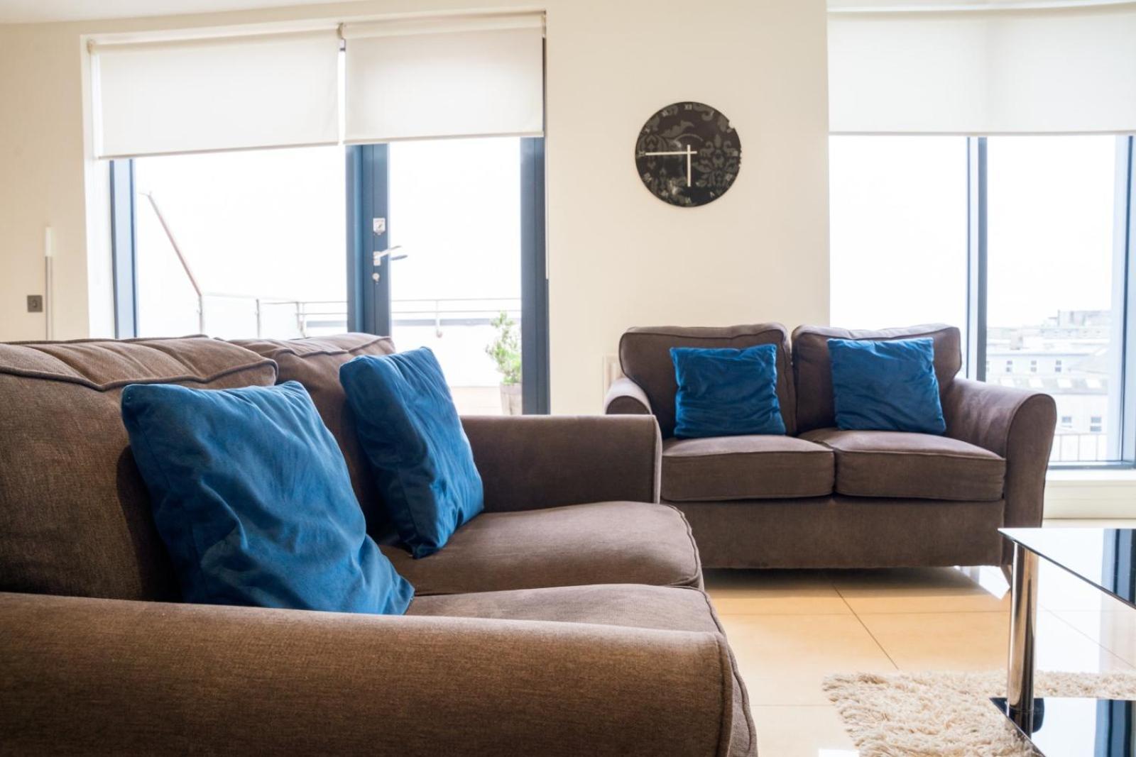 The Western Citypoint Apartments Galway Bagian luar foto