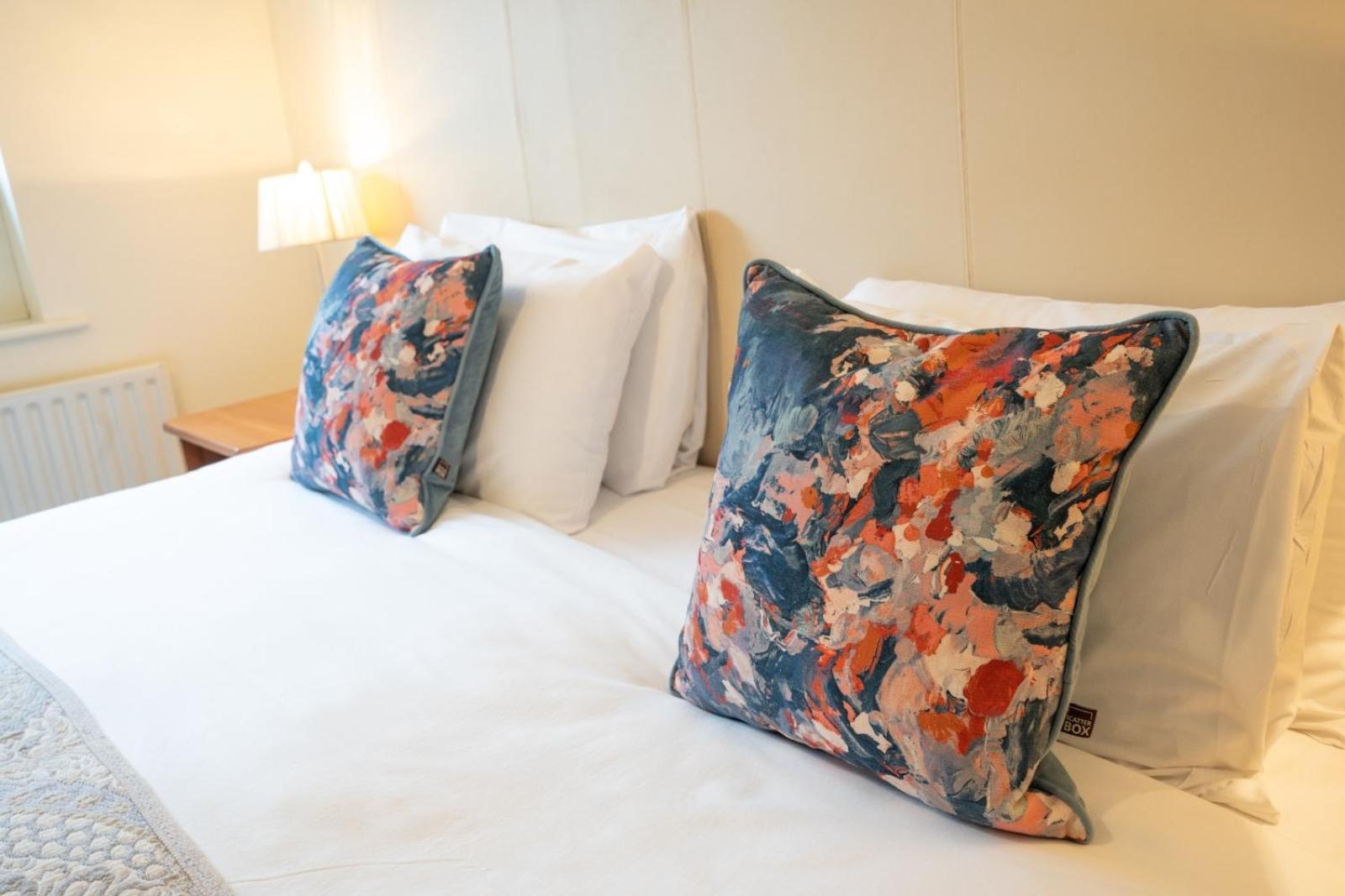 The Western Citypoint Apartments Galway Bagian luar foto