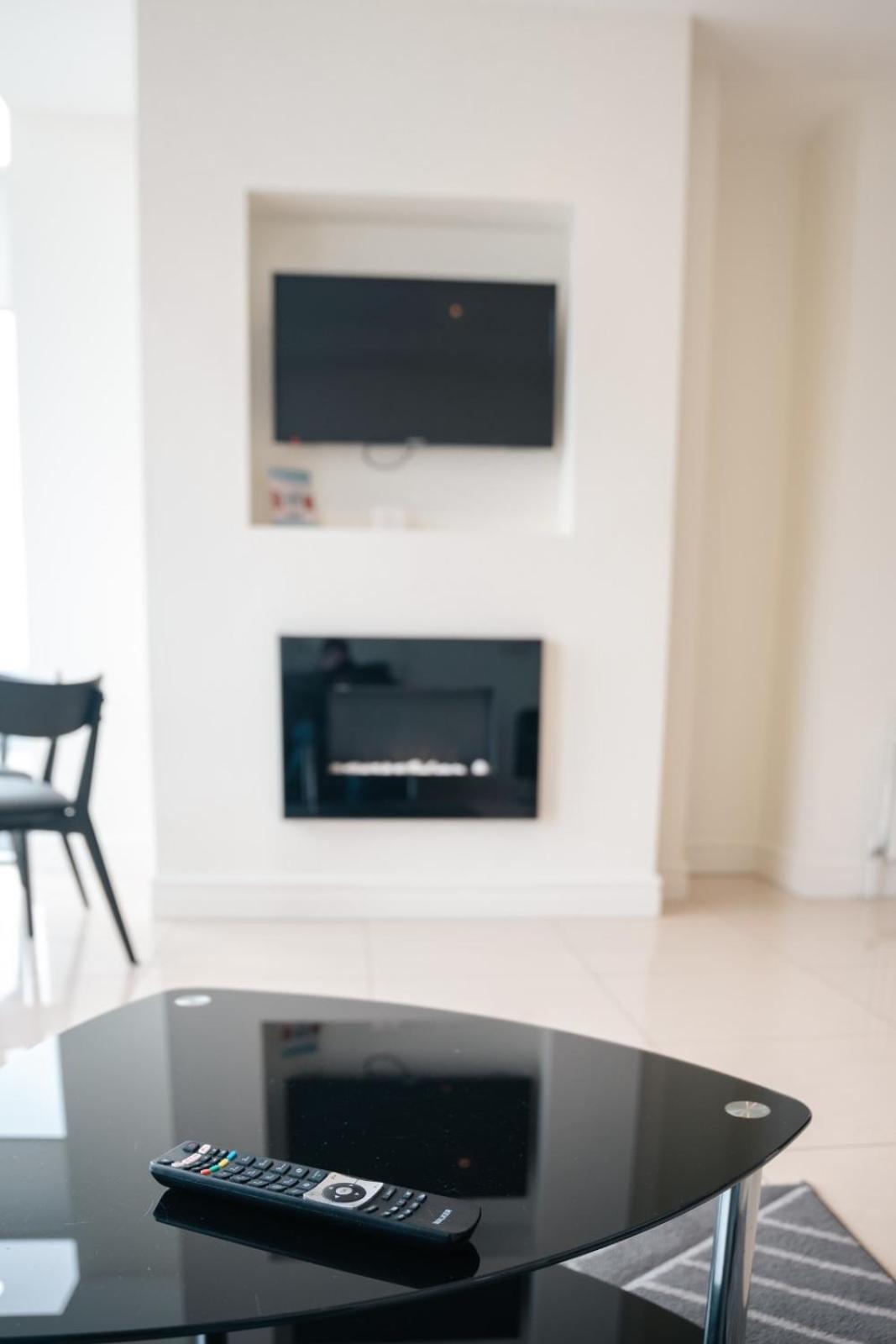 The Western Citypoint Apartments Galway Bagian luar foto